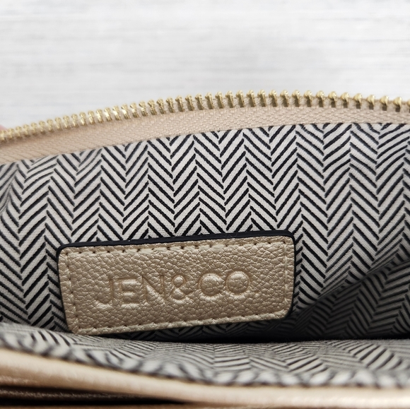 Jen & Co. Crossbody NWOT **No Straps** - Picture 3 of 3